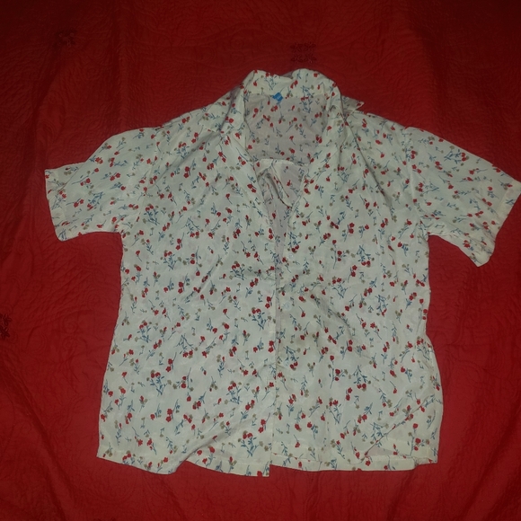 Floral button down - Picture 8 of 8